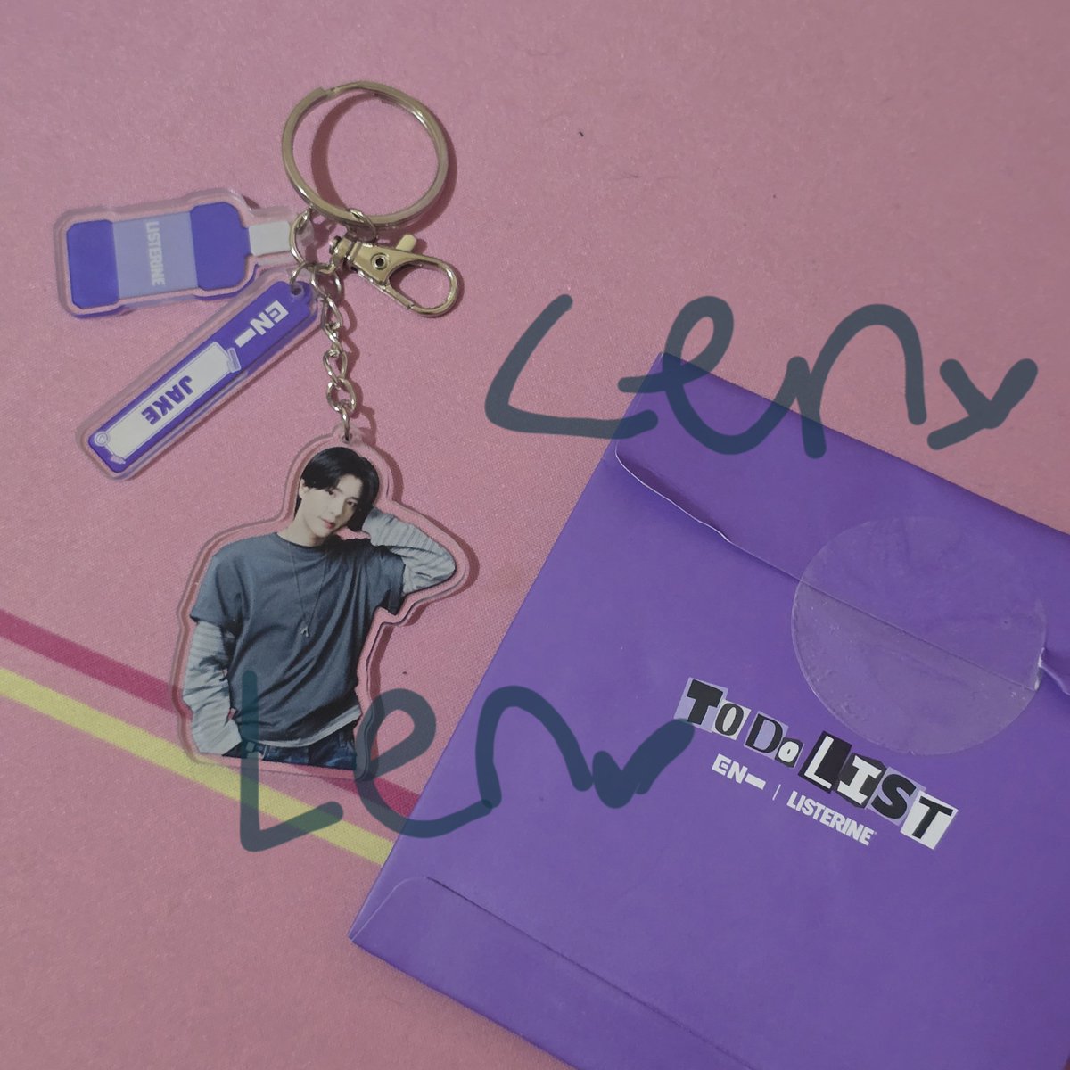 leennskii's tweet photo. want to trade || wtt

enhypen listerine keychain 
jake to jungwon / sunghoon

📍dom jkt,ina
🩷 trade via oren / cod skitaran scbd weekdays!

tags. enha en gantungan kunci to do list heeseung jay sunoo ni-ki https://t.co/up0pNtZzW0