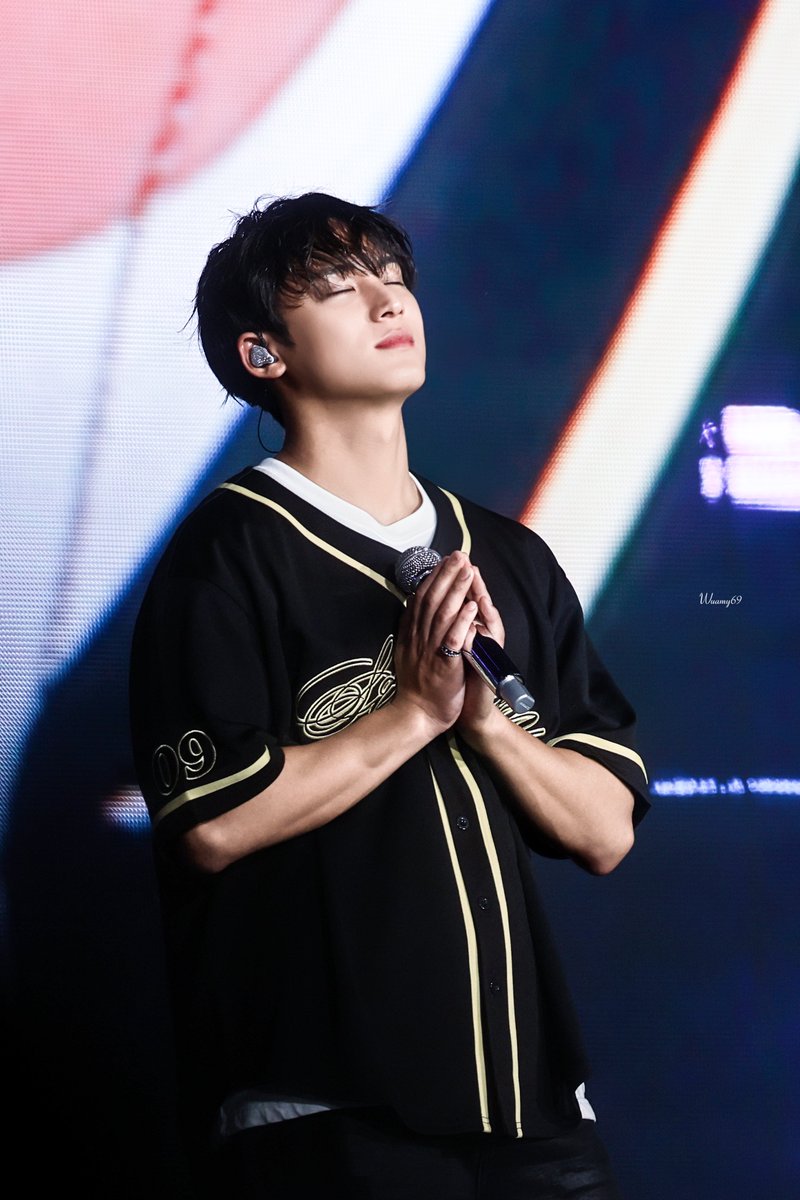 Wuamy69's tweet photo. 260621 CARATLAND D2

울지마🥹

 #민규 #MINGYU #ミンギュ
#세븐틴 #SEVENTEEN https://t.co/ImHnm3T3TJ