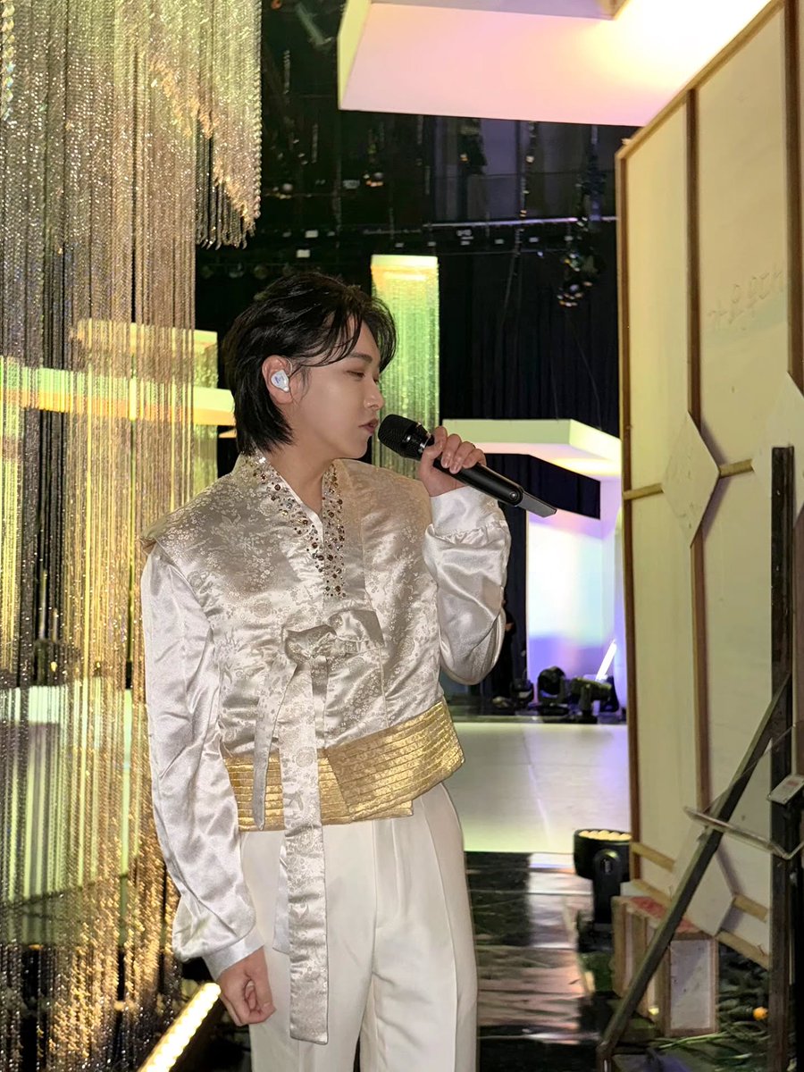 ELFSuJuMexico's tweet photo. 🐇Sungmin🐇
📸Fotos semanales de #Sungmin #슈퍼주니어 #SuperJunior en Instagram y Threads.
👇Siguelo en sus redes👇
🔗https://t.co/UmacScr5oP
🔗https://t.co/0VXPfMUw22 
🔗https://t.co/9MxCknOZ1G https://t.co/oW6uYsrrw7