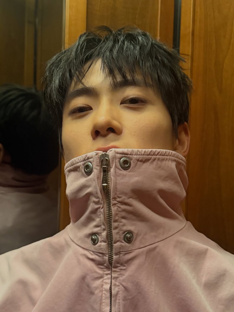 yunotized's tweet photo. 24 years old jaehyun vs 29 years old jaehyun https://t.co/8XpenQm5t8