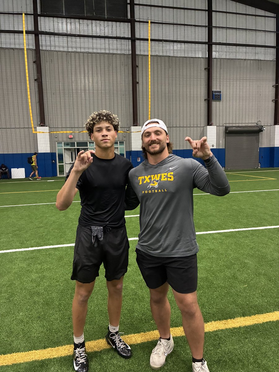 PatJack010609's tweet photo. Grateful for the opportunity to compete and put my work on display at @TxWesFootball  yesterday!  It was a great experience getting coached by an outstanding staff and receiving valuable feedback to help take my game to the next level.

Thank you to @Coach_FJohnson @PettwayDylan @Darren_Drago @fedoras_rule for your time, energy, and encouragement.  Excited to keep working and building on what I learned.

#Classof2027  #LB #TXHSFTBL

@handal_dave @coachRENEAU45