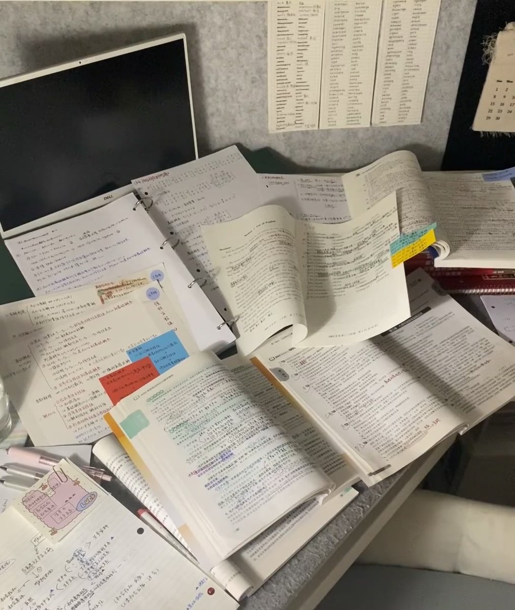 mitjaperviy's tweet photo. Done with the final exam stack! No more late nights cramming—this coffee mug’s already celebrating, and I’m hitting the couch in 3… 2… 1! https://t.co/EOlFYnbz69