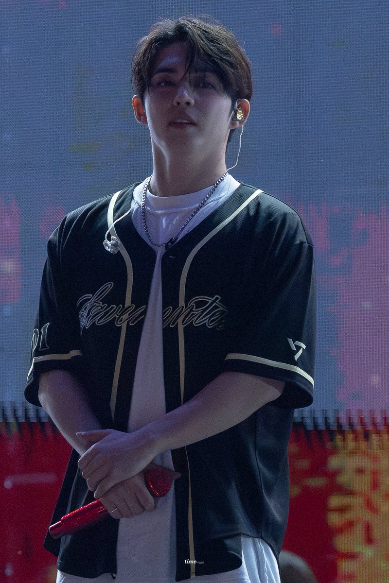 88timeout's tweet photo. 260621 캐럿랜드 

#에스쿱스 #SCOUPS 
#세븐틴 #SEVENTEEN https://t.co/BfhUY1TtWU