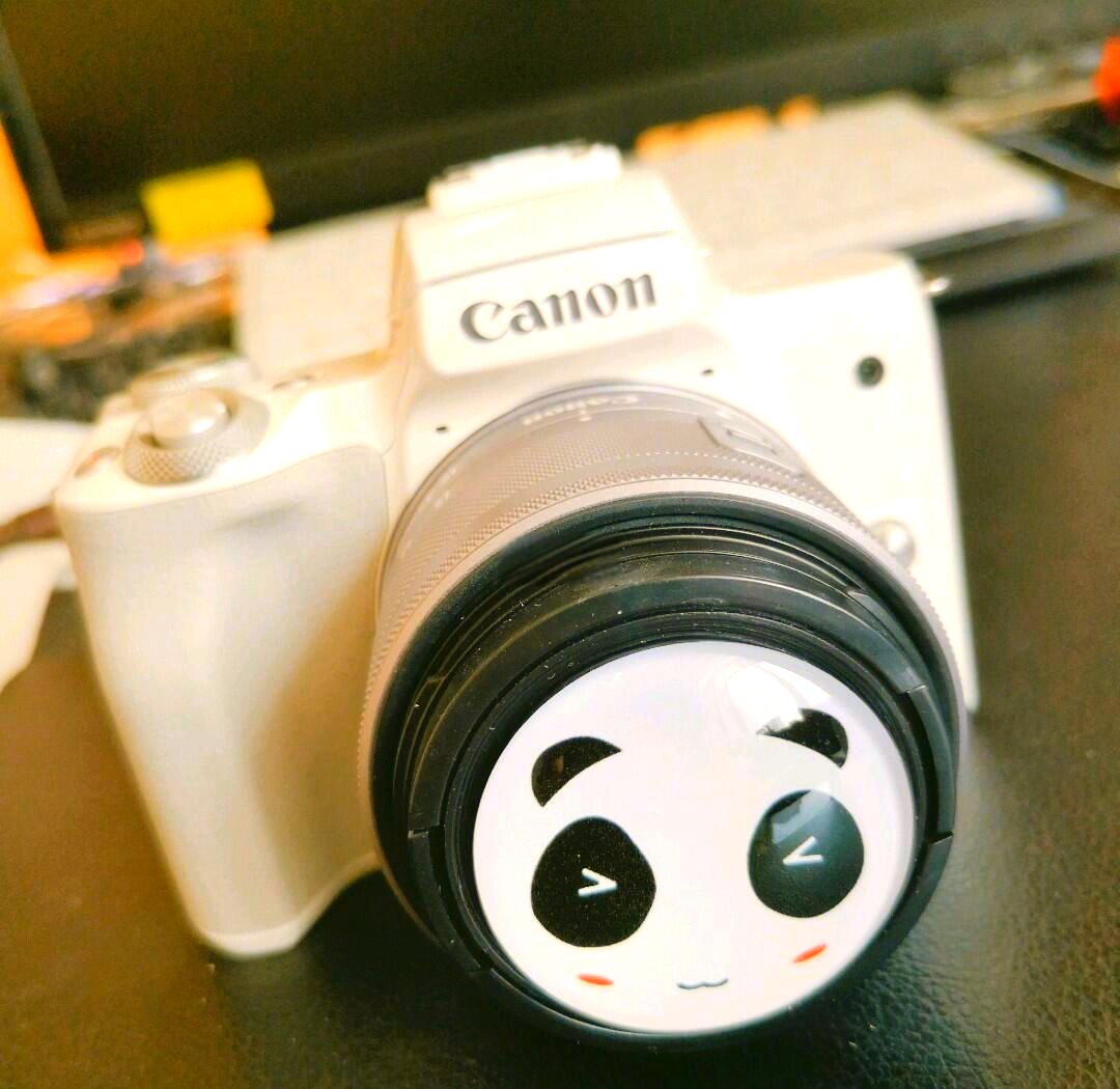 p1WHzjuzXPe8gf8's tweet photo. Starting out in photography Master these 3 basics: rule of thirds, natural light, and focus. Perfect shots start small! https://t.co/7NUs3UgSCL