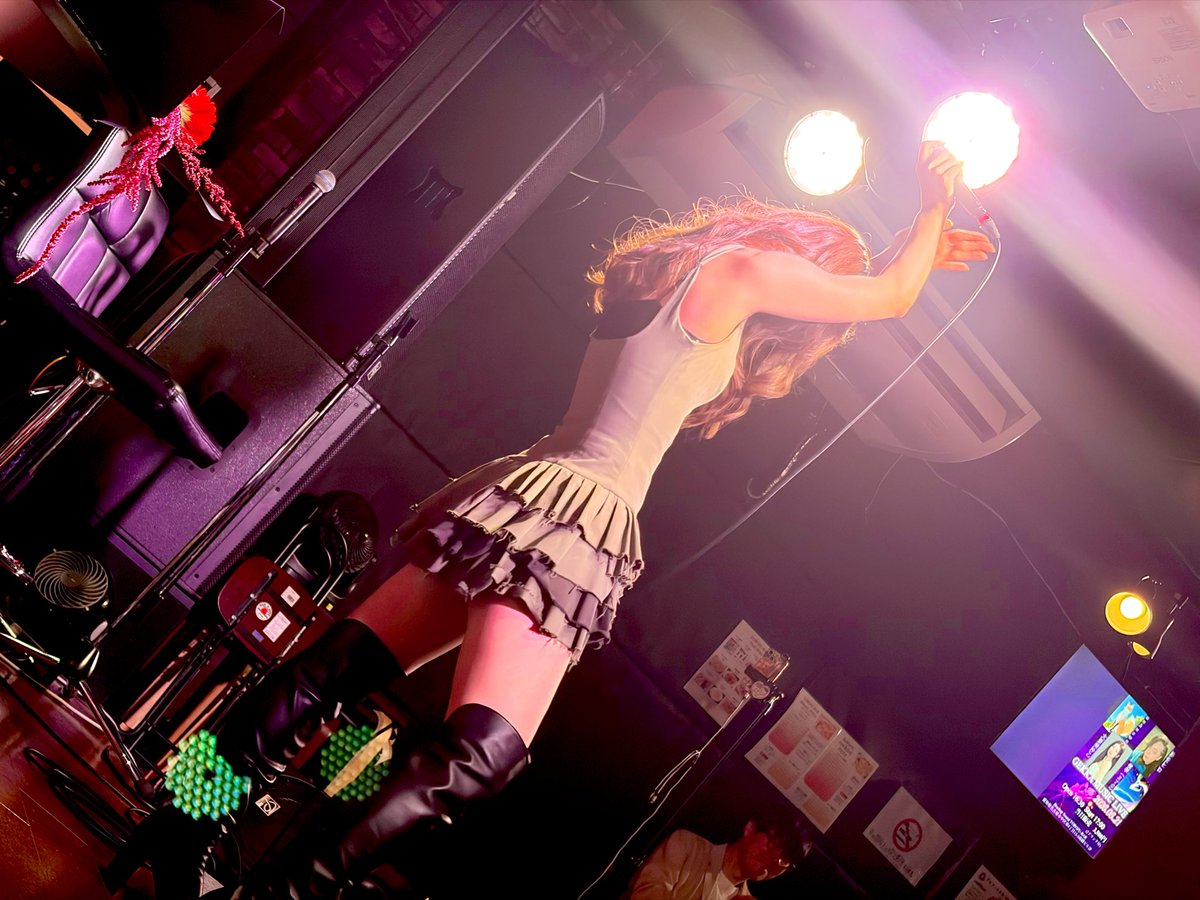 anna03649601's tweet photo. ライブ無事終了いたしました🎤
たくさんのご来場
誠にありがとうございました✨

#GEKKAMUSICSCHOOL
#GEKKA#音楽好き#歌#シンガー#歌手#音#歌声#ライブ#カラオケ#アカペラ#作詞#作曲#ボーカル#ボイトレ教室#歌教室#習い事#ボイストレーニング#プロを目指す#アーティスト#名古屋#栄#伏見 https://t.co/JU5rj5kGc8