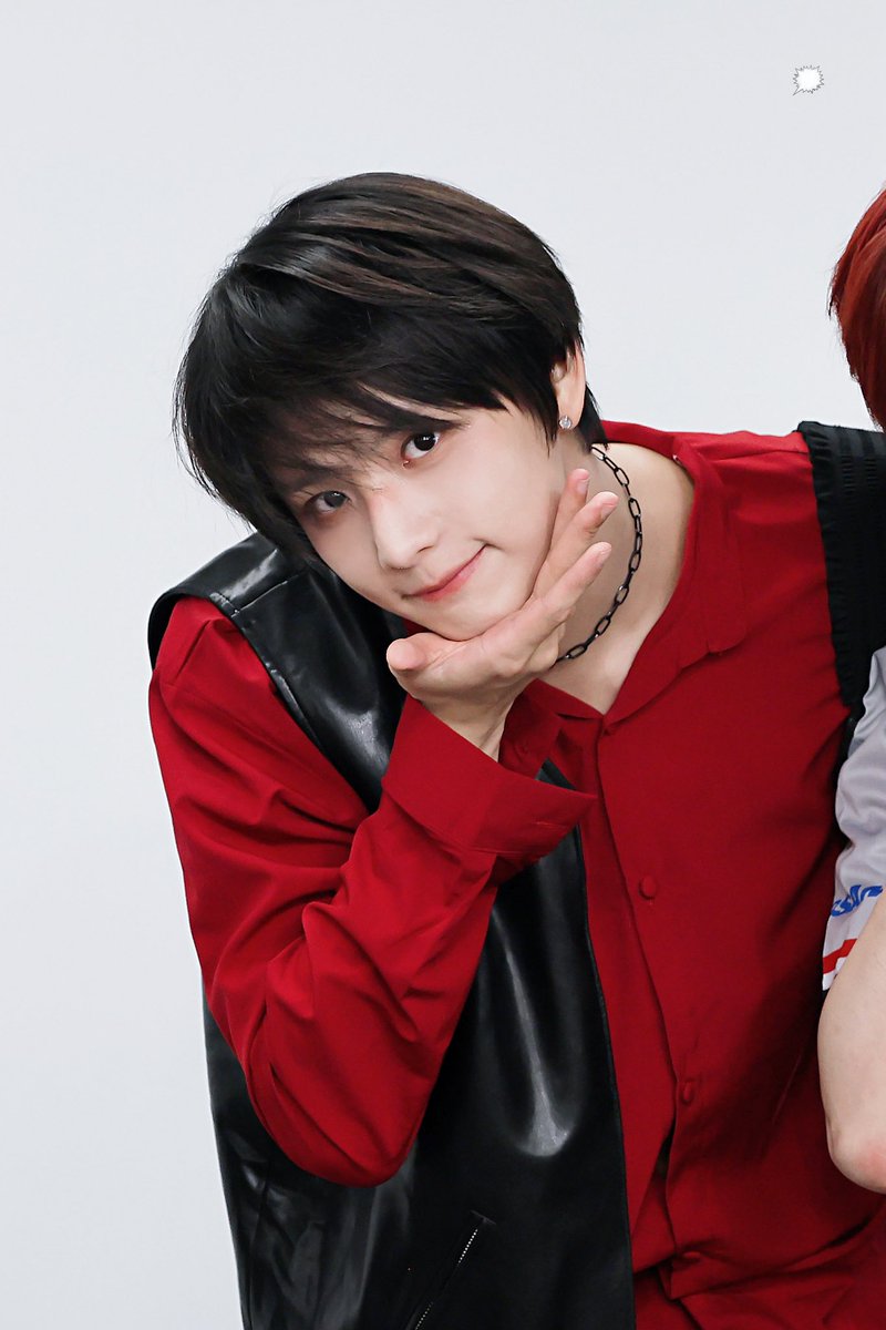 singbeep's tweet photo. 260622 Ktown4u

#XODIAC #씽 #SING #소디엑 https://t.co/Z57a2IC22o