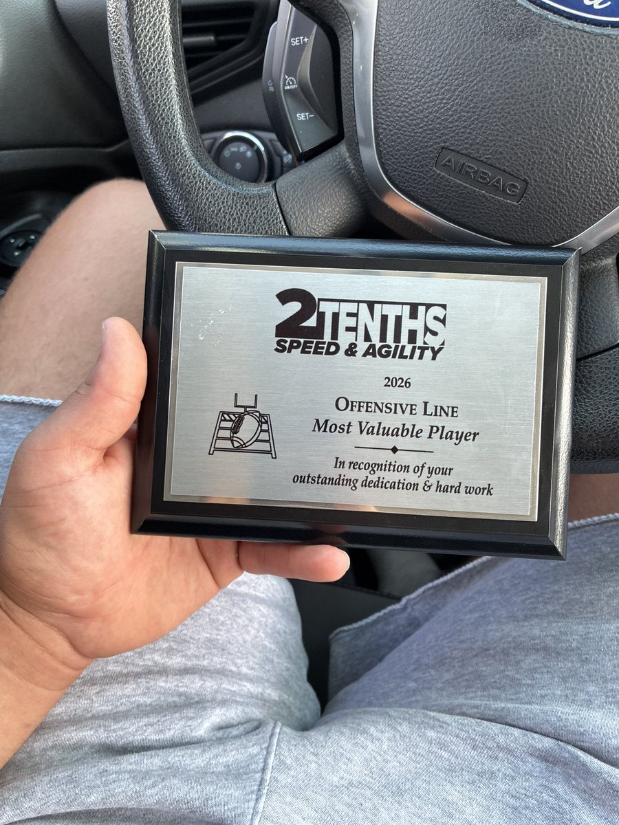 R_l3vy08's tweet photo. Thanks @7Twice and @210ths for having me out to the 210ths Top 150 camp. I earned the MVP of the offensive lineman!! @SLS_Football @CoachStorino @coach_verikas @PA_TodaySports https://t.co/cHO2TrBvSZ