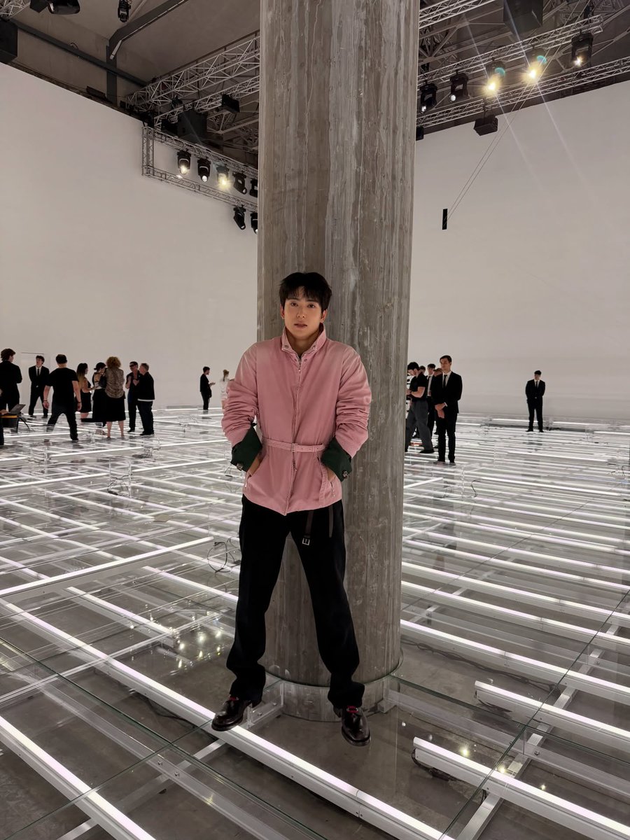 jaehyunpetals's tweet photo. @Prada JAEHYUN EMBODIES PRADA #PradaSS27 #PradaSS27xJaehyun @Prada https://t.co/RyjVodLI2i