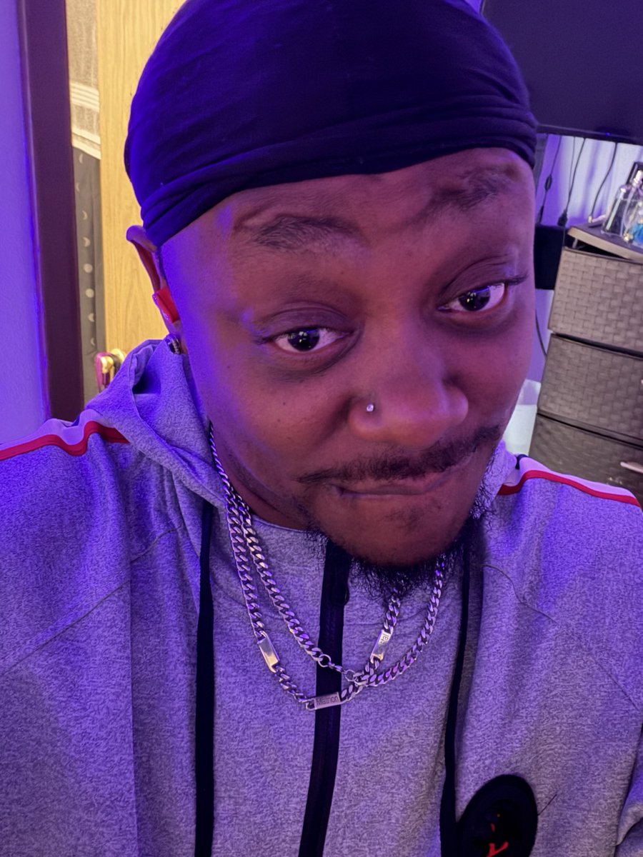 Michael71510's tweet photo. Good morning 💜💜 https://t.co/22hBzb2jll