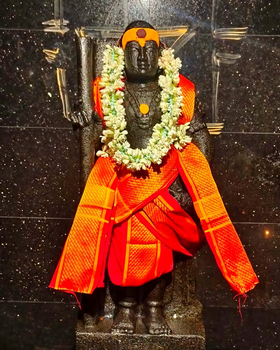 ChendurMuruga's tweet photo. அழகான பழனிமலை ஆண்டவா உனை அனுதினமும்
பாடவந்தேன் வேலவா!
வள்ளி மயில் நாதனே
வா வடிவேலனே!
வர வேணும் மயில் மீது
முருகையனே முருகா!

#முருகாசரணம் 🐓🦚
#MurugaSaranam
#मुरुगा_चरणों
#murugansongs
#hindu #god #murugan
#lord #muruganthunai
#tiruchendur #murugar 
#festival #hinduism #hindugod https://t.co/SsD14sJEVp