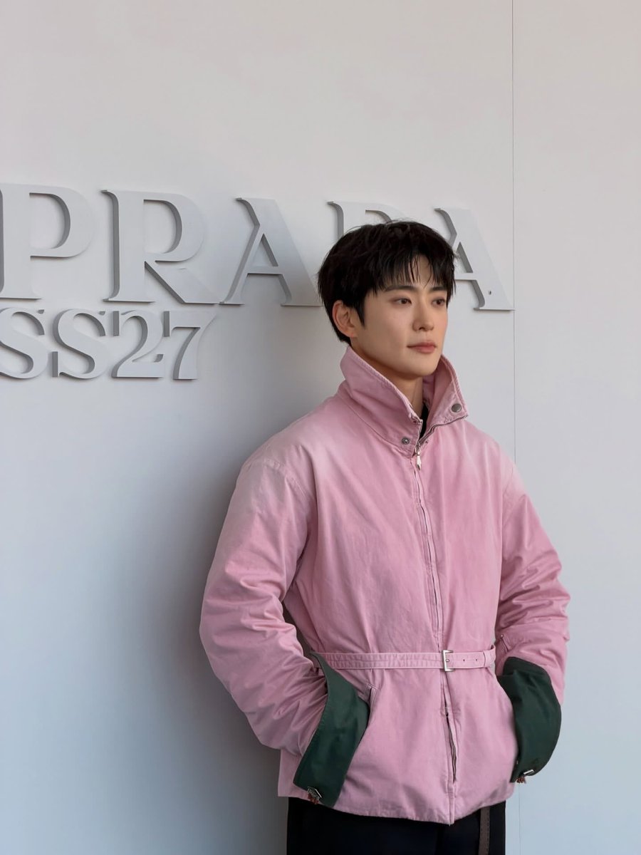 jjaehyunTH's tweet photo. _jeongjaehyun Instagram

P for Prada @Prada #Prada #PradaSS27

#PradaSS27xJAEHYUN https://t.co/SeEtO47Zdd