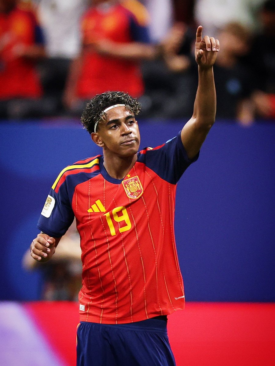 I_Am_Special21's tweet photo. What were you doing at 18?
Yamal=scoring in a world cup match 
You? https://t.co/Hxytp6zuLs