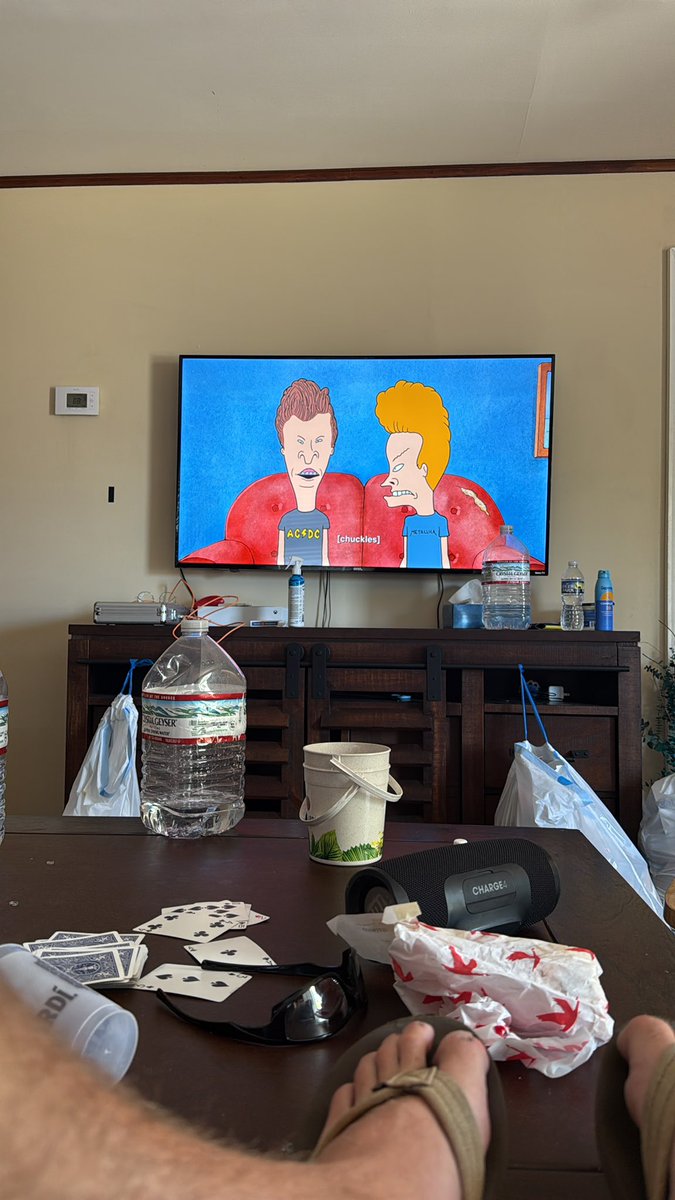 SheppVStitler's tweet photo. No comment just appreciating greatness #beavisandbutthead https://t.co/C6hd22LXyo