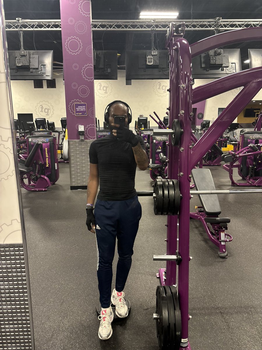 Scooterdwayne's tweet photo. Literally where I been all year 🤏🏾😅 https://t.co/2rmudO0PBo