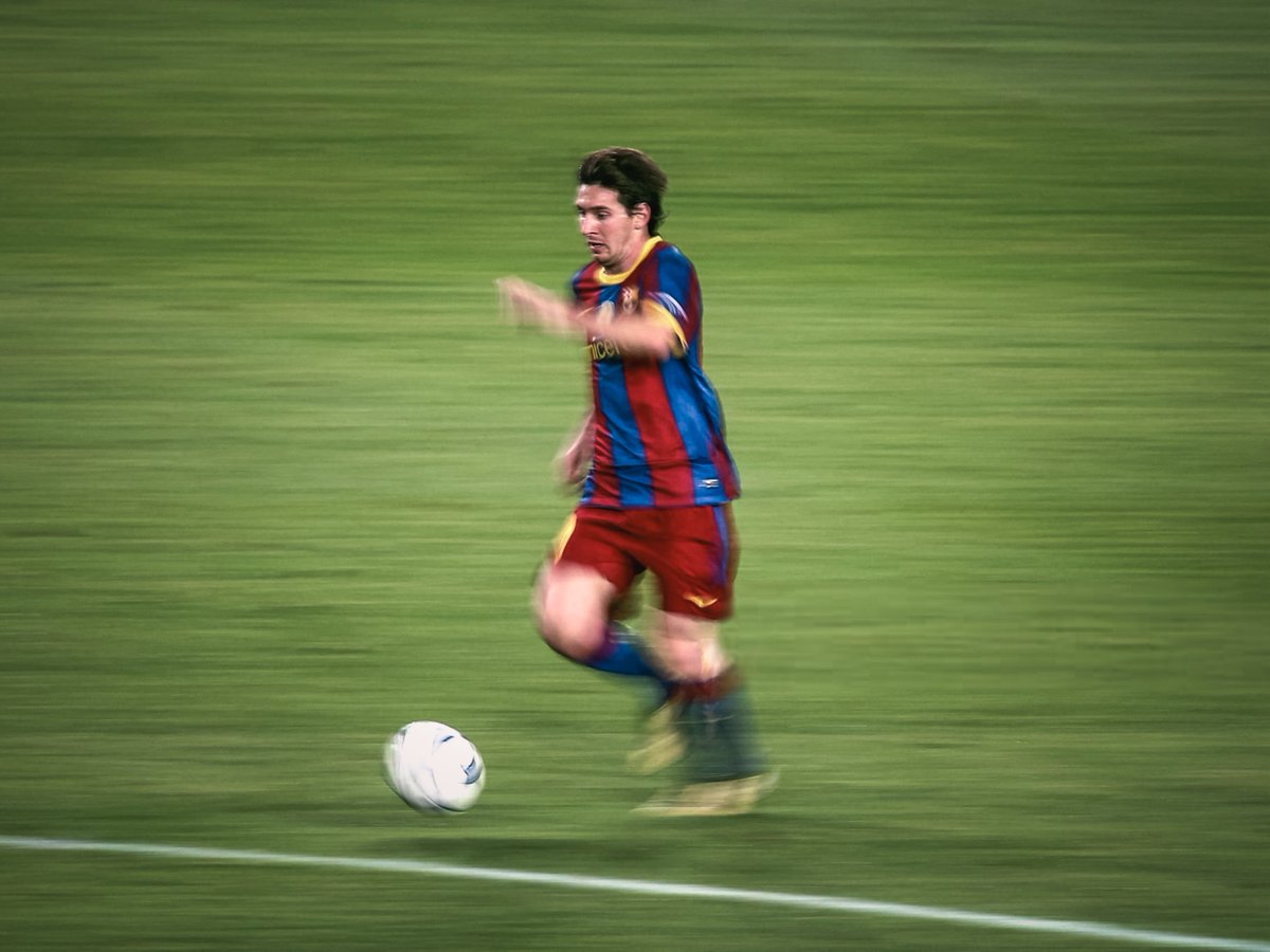 4KLionelMessi's tweet photo. VS FC Copenhagen (2010) https://t.co/8f5Kpjju3N