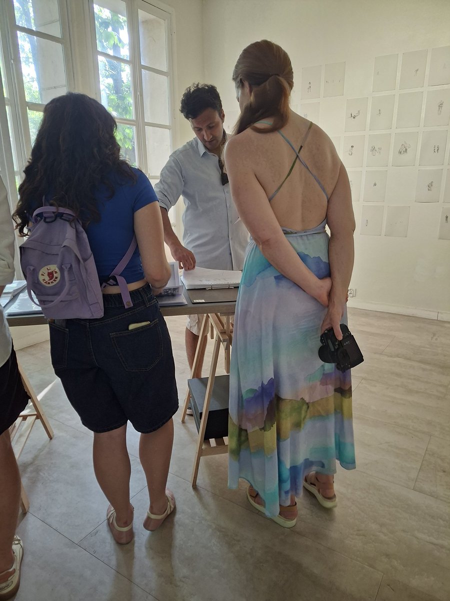 belaidsamir18's tweet photo. Des "rencontres de Montmartre" à la Villa Radet, aux 70 ans du club phare de la Porte de Clignancourt au stade Bertrand Dauvin.
Beau week-end ensoleillé, soutien à nos artistes et associatifs.
Parce que nous aimons notre arrondissement. #paris18 @AcadBeauxarts @OMontmatre https://t.co/ltVIjkW7UH