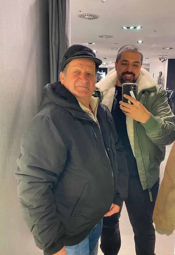 MisterSpread's tweet photo. “A real father should always be cherished” Christopher Robin

I love you Dad and thank you Baby J for choosing me to be your father.

Happy Father’s Day to all the amazing dads out there.💙 https://t.co/3FS0luN2iy