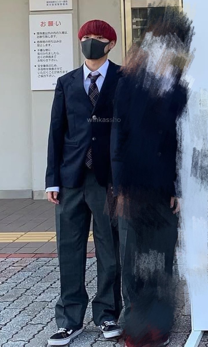 winkassho's tweet photo. 캇쇼 진짜 빨간색 조아하는구나 https://t.co/RKf4EkSlST