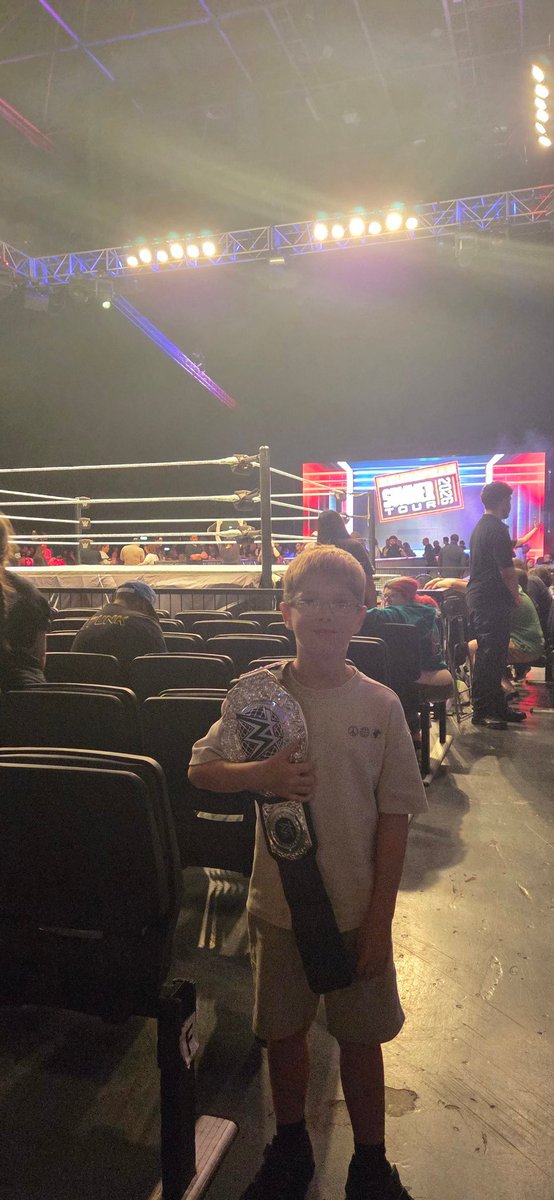 Dobbo91's tweet photo. Ready to watch the show #WWEBirmingham https://t.co/zEBSNinSQA