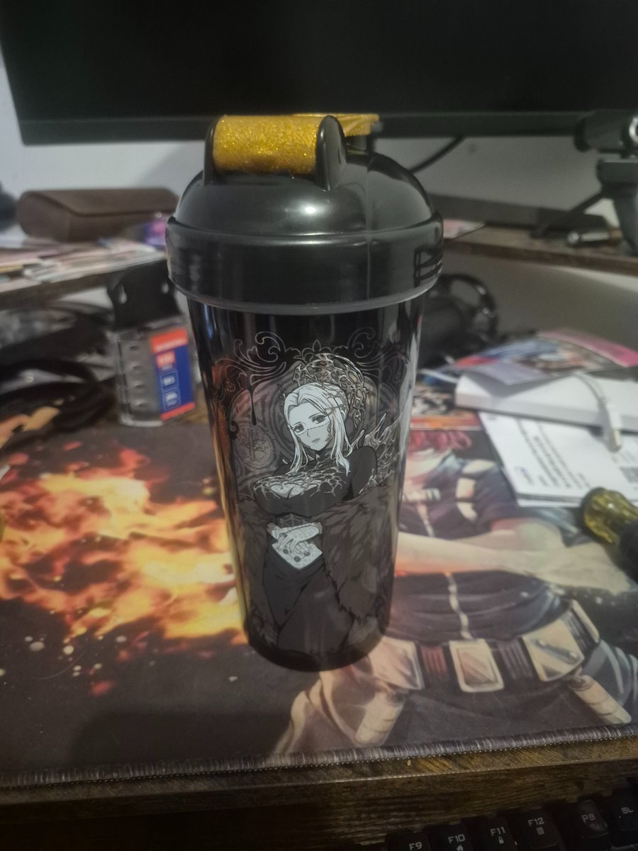 Psiskullsis's tweet photo. Today/Tonight's CUP is the Code Vein II: Lou and Lavinia Cup!!

I meant to do this sooner, but I fell asleep right beforehand. So, I did this upon waking up! I have another cup for later, too!

Collaborator: @CodeVeinGame.

Illustrator: @iAMPattyQuin.

Creator: @GamerSupps. https://t.co/SwqdOb5RrA