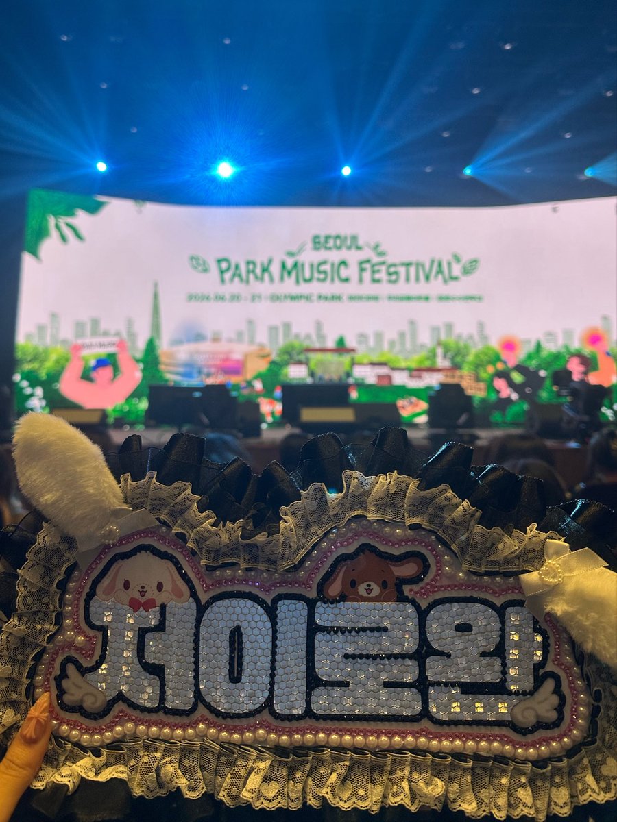 1uvM_'s tweet photo. 오랜만이야 🫰🏻 https://t.co/hGfHKTTJgw