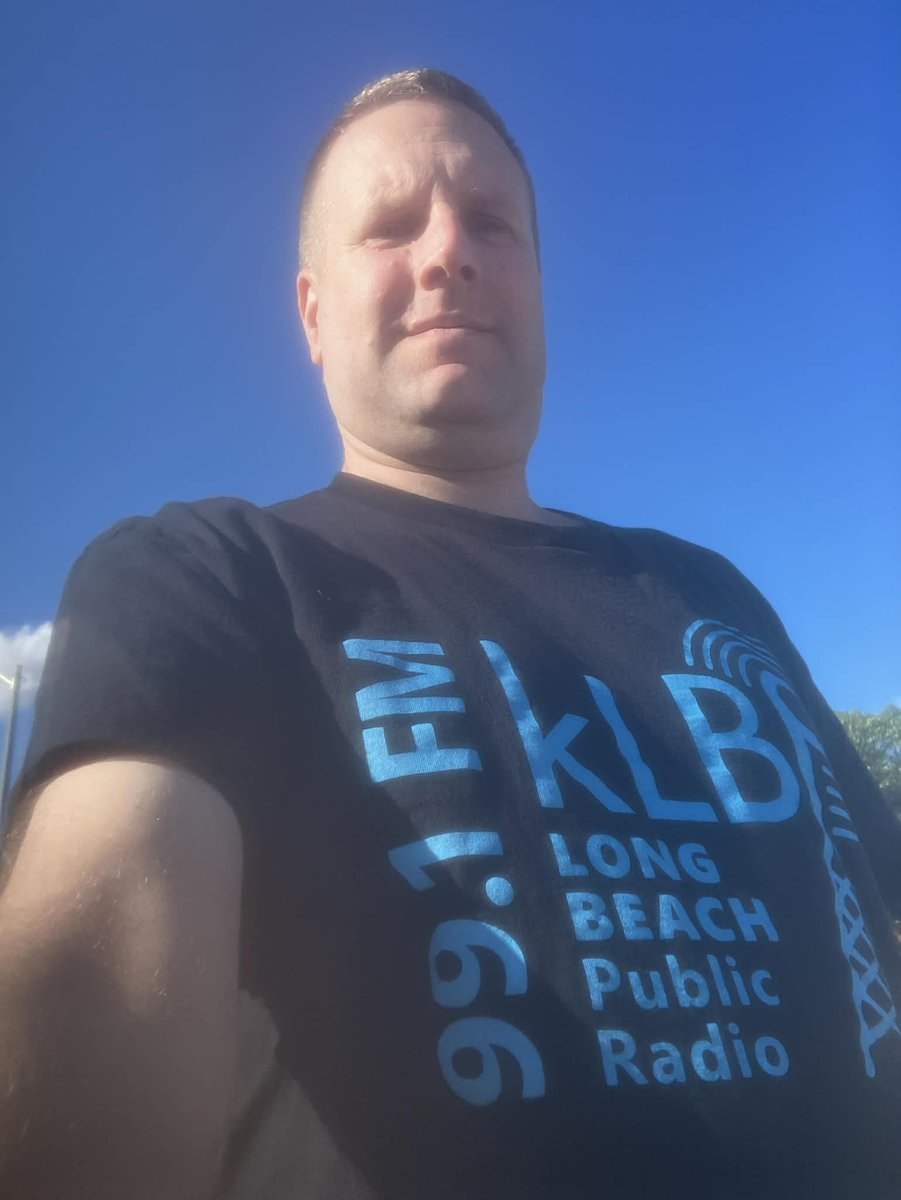 klifnotes's tweet photo. Happy Father’s Day!!! Replay Today We will be doing another Playlist with the artists that are Fathers on Klbp.The 2nd hour We will be celebrating the Single Moms who do the Dads role as well.
Check out my radio show(Sundays)today 5pm PST
Listen @klbp.org,Klbp,and tune in app https://t.co/pChps7LZzE