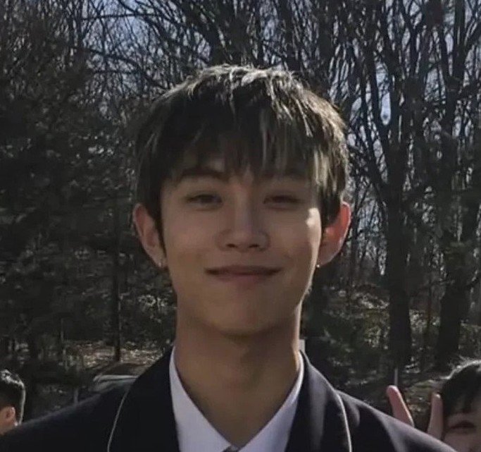 ujinification's tweet photo. a #ryulnyul #ryulyul au;

𝖺𝗌𝗆𝖺𝗋𝖺 𝖾𝗌𝖾𝗆𝖺

kisah si alay irul deketin si juara umum orin karena takut semisal nggak ketemu lagi setelah lulus ⁉️ https://t.co/67IDG244wD