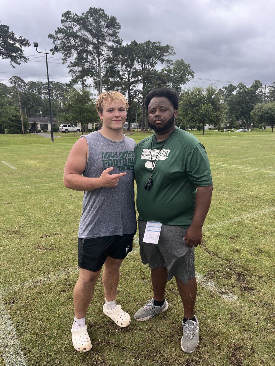 CaydenElsberry's tweet photo. After a great camp followed by great discussion with @CoachJones256 I am blessed to receive my first collegiate level offer to play football. @WGASportsNation @bhsrecruitsGATA @GATABHSdevils @GradickSports @NwGaFootball @dan_pippin @NEGARecruits https://t.co/Ru1MEnQ97j