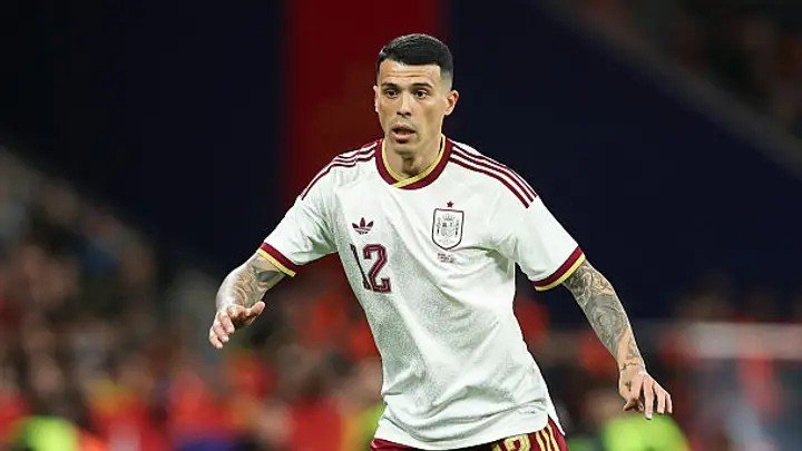 VictoryOwai's tweet photo. Since Arsenal are in the market for a right-back, I honestly don't think signing Pedro Porro would be a bad idea at all.

Yes, he's coming from Tottenham, and I know that alone will make some fans dismiss the idea immediately, but if we're talking purely football, there are things Porro brings that Arsenal currently don't have from the RB position.

He's 26, already proven in the Premier League, understands the pace and physicality of the league, and most importantly, he's an attack-minded full-back. Arsenal have often lacked variety from wide areas when teams sit deep. Porro has genuine pace, loves to get forward, and his crossing ability is one of the best among full-backs in the league.

If Arteta is looking for a more aggressive, offensive right-back who can provide width, create chances and stretch defenses, Porro fits that profile perfectly. He offers something different compared to what Arsenal currently have.

Would Tottenham ever sell him to Arsenal? That's a completely different conversation. But from a football perspective, Pedro Porro is a player I wouldn't mind seeing in red and white.