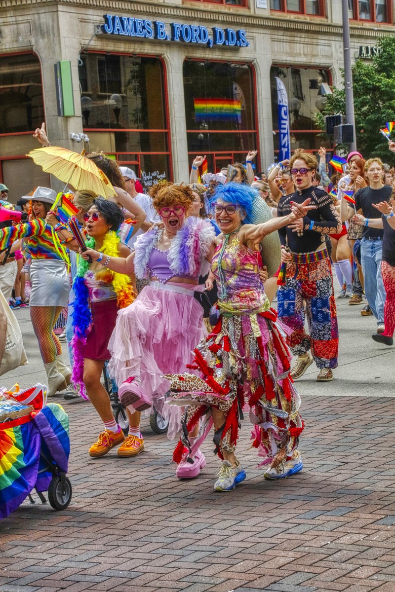 photilator's tweet photo. Columbus Pride Parade, yesterday. Photos by L. Hamill. https://t.co/7L612aTjpX