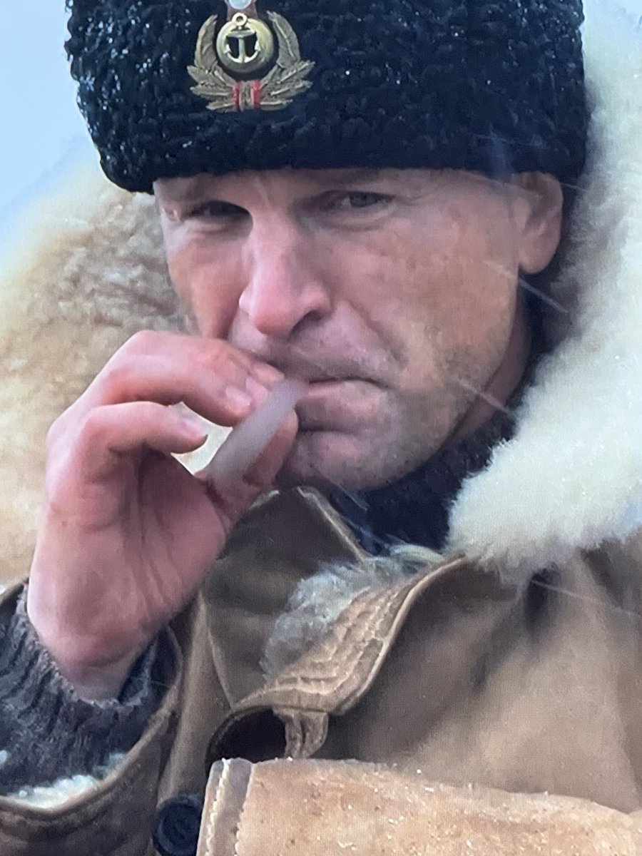4e13's tweet photo. Ну по-любому хуй сосет https://t.co/siBBiej6dc