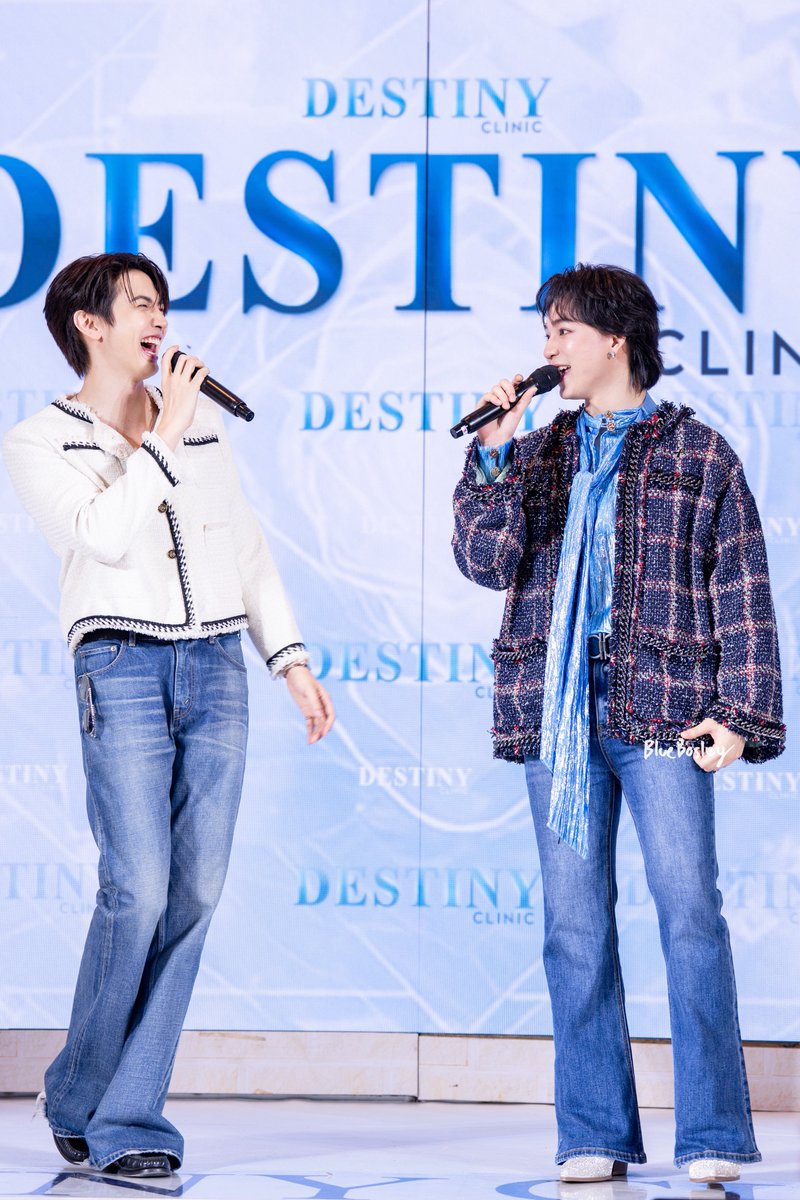bluebosley's tweet photo. Best together~

@basjtr @maxky_rp 

MAXKYBAS DESTINY PINKLAO
#DestinyclinicxMaxkyBas #บาสเด็กอ้วนที่แท้จริง #bbasjtr #แม็กกี้บาส #maxkybas #maxky_rp https://t.co/8zKv7ZTbyb
