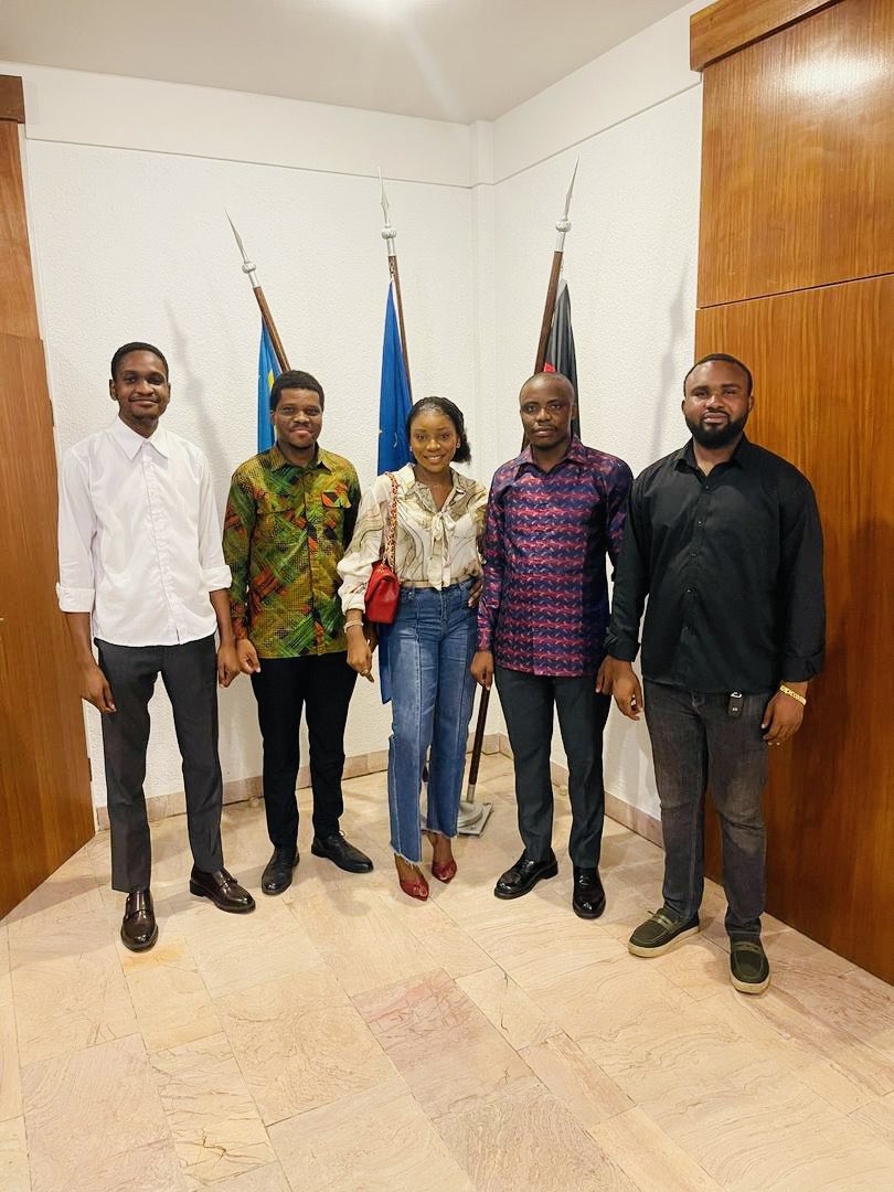 Fericofficiel's tweet photo. Le @Fericofficiel a pris part à la cérémonie d’au revoir organisée en l’honneur de SEM. Ingo HERBERT, Ambassadeur d’Allemagne en RDC 🇩🇪 🇨🇩, à l’occasion de l’achèvement de son mandat diplomatique ainsi que de son départ à la retraite après une remarquable carrière de 38 années. https://t.co/CQFBQS9WIU
