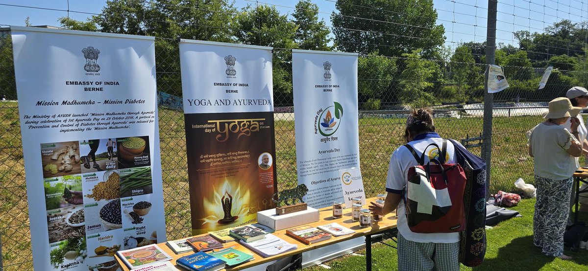 IndiainSwiss's tweet photo. Beyond the #yoga mats, the 12th #InternationalDayofYoga2026 celebration by @IndiainSwiss in #Zurich also showcased 🇮🇳’s holistic #wellness traditions through an exclusive #Ayurveda lounge.

The lounge featured displays on Ayurvedic spices, Ayurvedic Aahar, medical tourism & #diabetes control through Ayurveda, offering participants a glimpse into  🇮🇳’s preventive & balanced approach to #health.

The event also featured an “I Love Yoga” selfie point, where participants captured memories & shared the spirit of #Yoga, #wellbeing & #healthy living.

#IDY2026 #YogaforHealthyAgeing #IDY2026inSwitzerland
@MEAIndia 
@IndianDiplomacy 
@DrSJaishankar 
@PMOIndia 
@moayush 
@iccr_hq 
@DDIndialive
@airnewsalerts 
@mygovindia