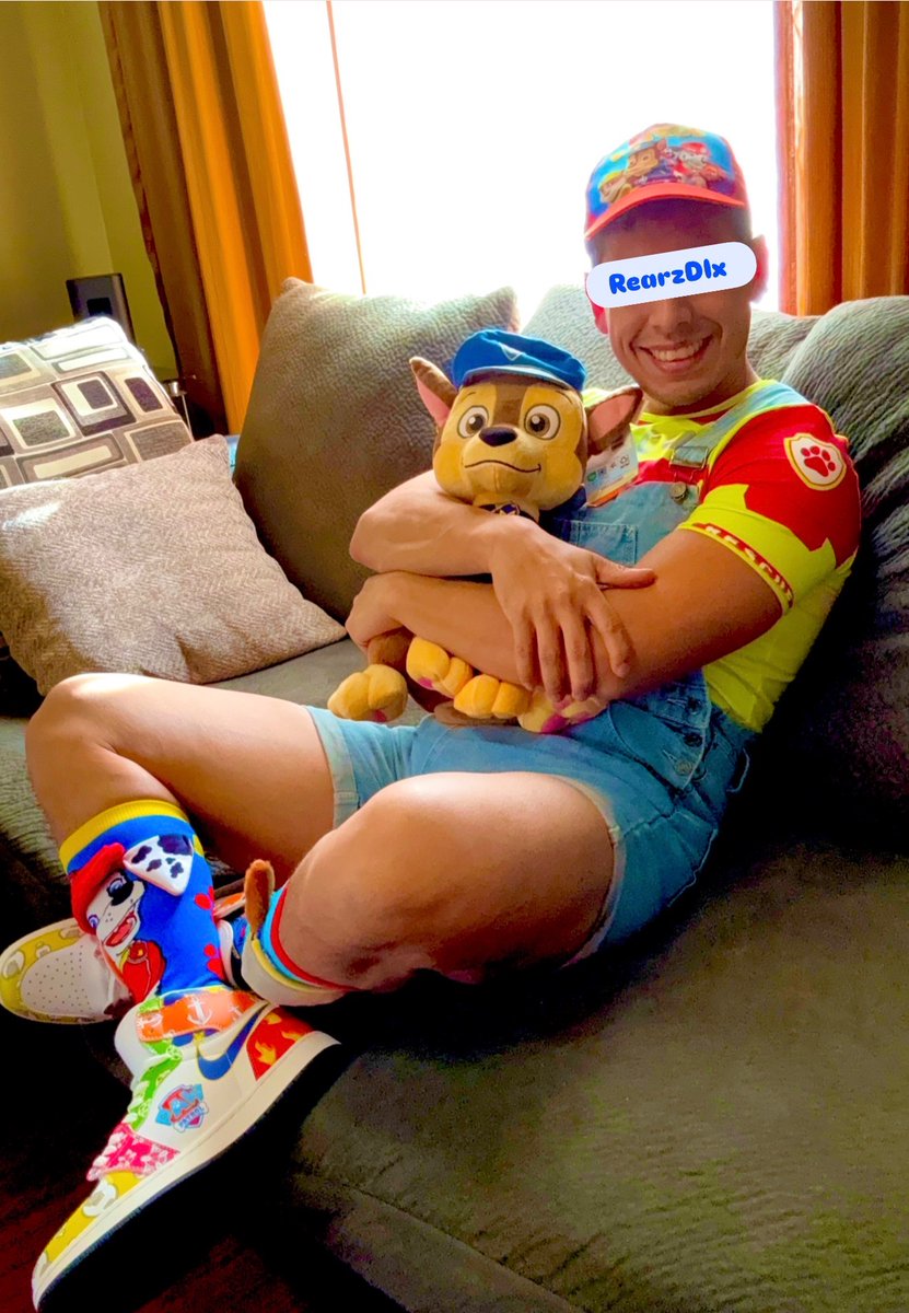 RearzDlx's tweet photo. Always remember to be happy because you never know who’s falling in love❤️with your smile 😁!!!
Smile little buddy 🐾” ruff “🐾
.
#abdl #abdlboy #abdlcommunity #abdlfriends #abdldiaper https://t.co/uoxx2ZpRdg