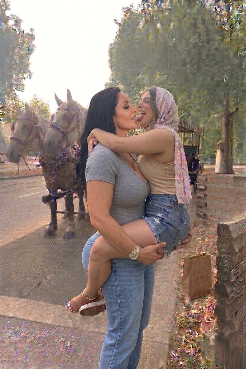 nuttabutta21272's tweet photo. Passionate kissing between Ava Addams and a busty Desi hijabi

#geminilesbians #geminilesbiankids #geminilesbianporn #lesbians #desilesbians #lesbiantongues https://t.co/ouQ8bJGMfQ