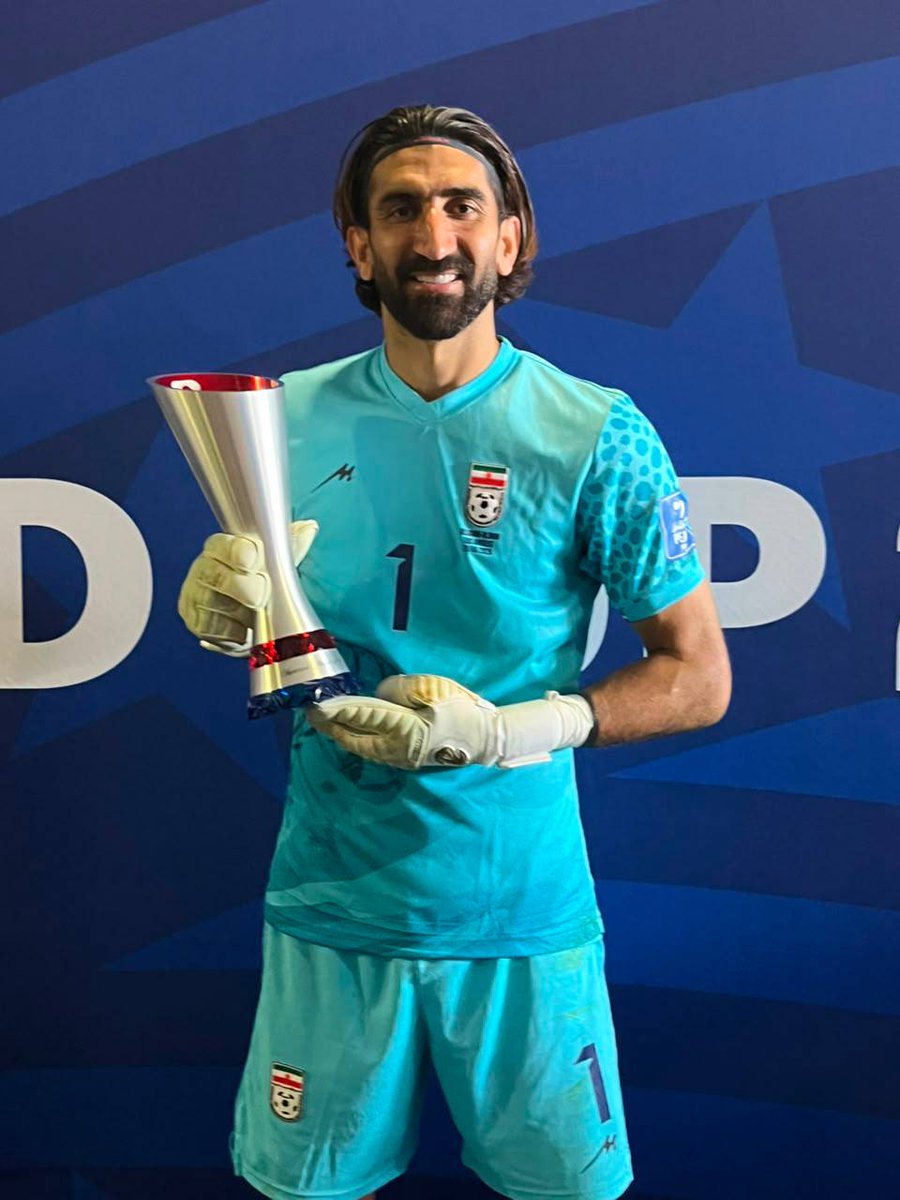 dr_haiderrr's tweet photo. This Man should gain more than 10M followers today.
#fifaworldcup
#iranvsbelgium https://t.co/uzV8KiKp7p