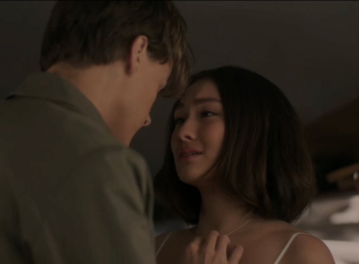 kdramawriterAo3's tweet photo. As a child, she apologizes to Conrad and tells him that she lost track of time. As an adult, she tells Conrad that she chooses him in every universe. This small flashback told us exactly how their entire story plays out. Conrad loses Belly, but Belly comes back to him, always. https://t.co/PQR0v1KKQg
