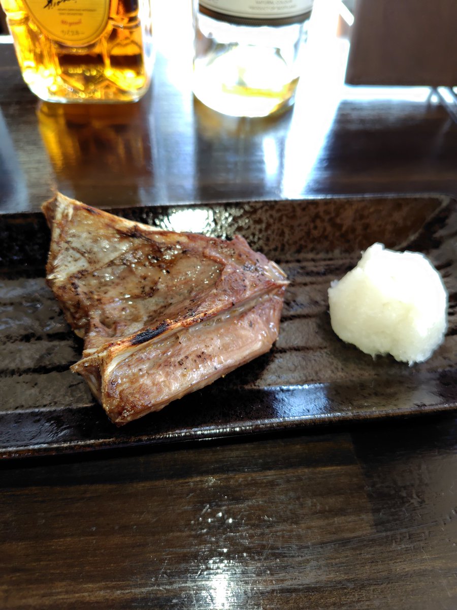 asamade0318's tweet photo. 6/22  おはようございます。本日のランチの日替わりは本マグロのノド肉塩焼きに唐揚げ１個付きです！他に焼き鯖、生姜焼き、唐揚げ定食もございます。本日もよろしくお願い致します。
#水戸グルメ
#水戸居酒屋
#子連れok
#喫煙可能店
#水戸ランチ
#天ぷら
#お刺身
#飲み放題
#お通しなし https://t.co/dSQC4FadK7