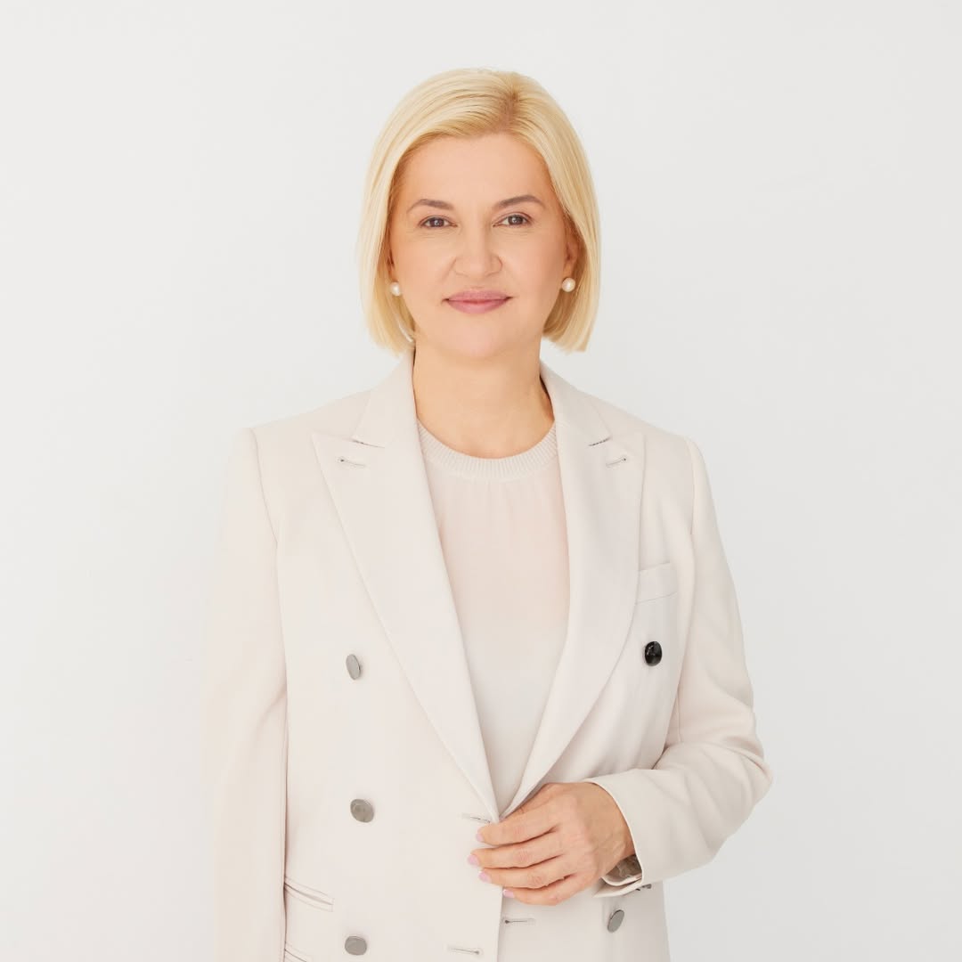 EarnWiElizabeth tweet picture