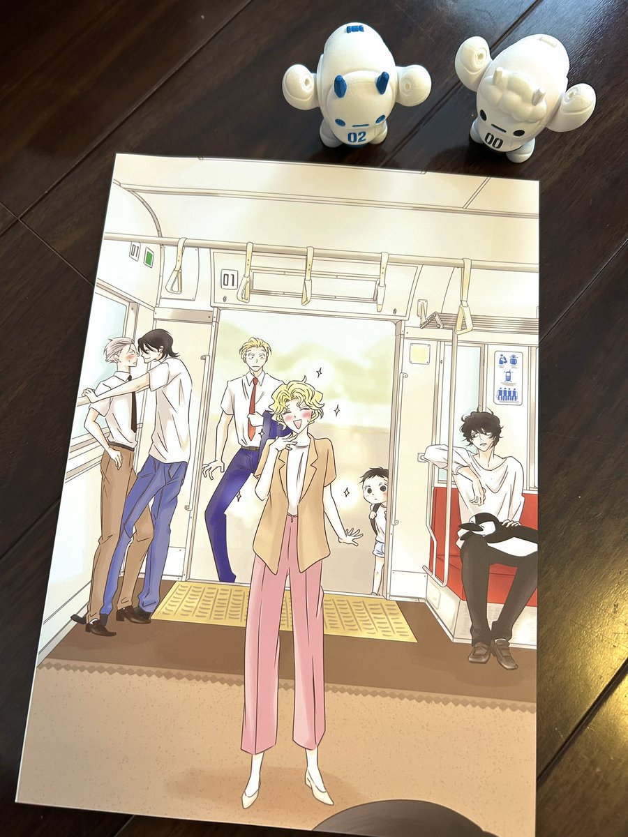 asmk_gengaten's tweet photo. ものすごいものをいただきました！たくさんのキャラクターたちが楽しそうしてるう✨中身もすごいんですけどお見せして良いか迷いまして…でもこのすごい情報量のカバーイラストだけでも震えるほどのすごさ…！にいちゃんの2人までいるのすご！本当に力作をありがとうございました！嬉しいな〜😆[中] https://t.co/RUAyNfiz8T