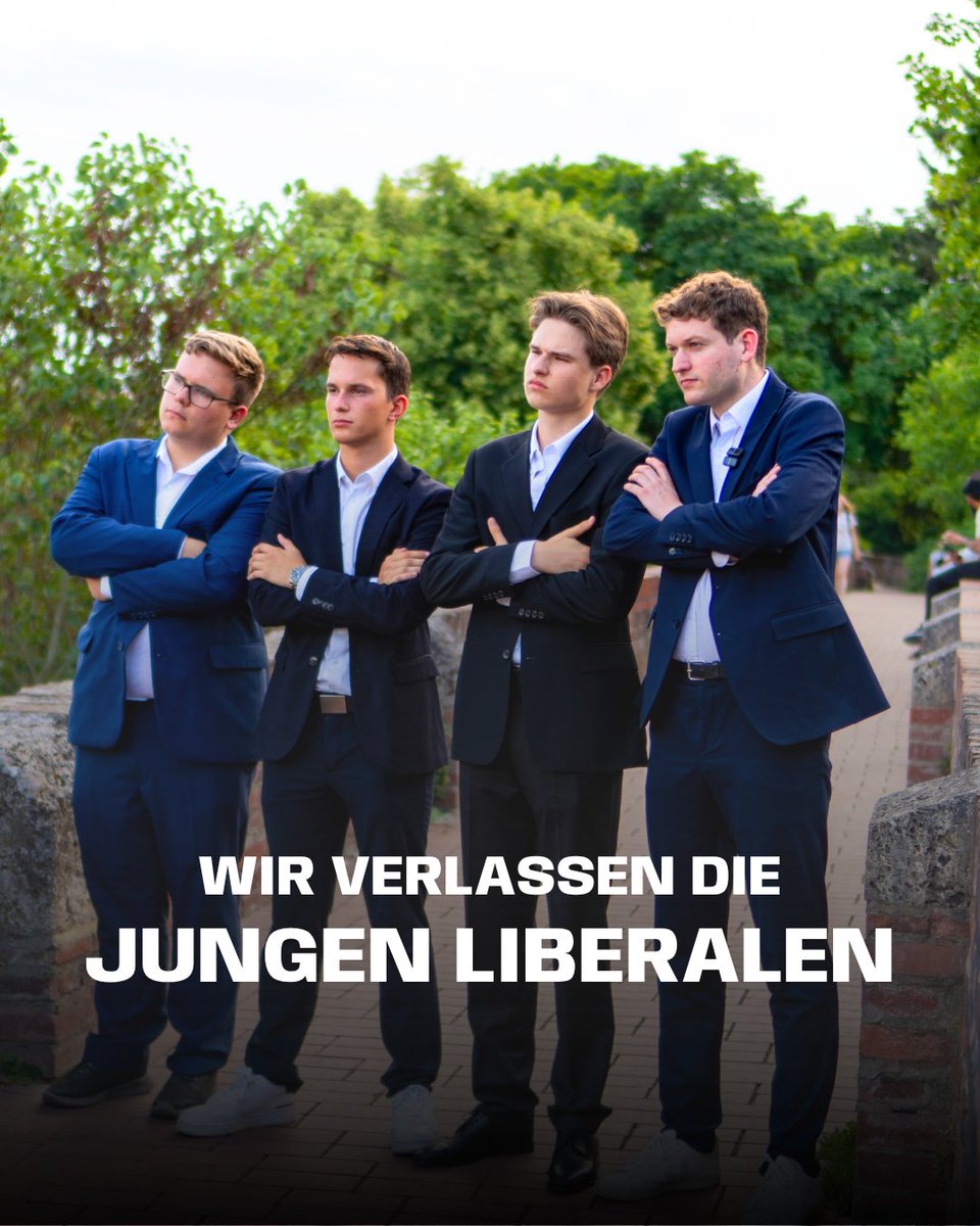 larsjanverwaal's tweet photo. Nicht nur wir, heute sind alleine im Kreisverband Ulm/Biberach ein halbes Dutzend Mitglieder ausgetreten. 

Die FDP braucht einen klaren, lauten und radikalen Kompass der nie wieder mit Linken Parteien kuschelt.

Die Julis stehen für das exakte Gegenteil. https://t.co/gYb8hsbpf6