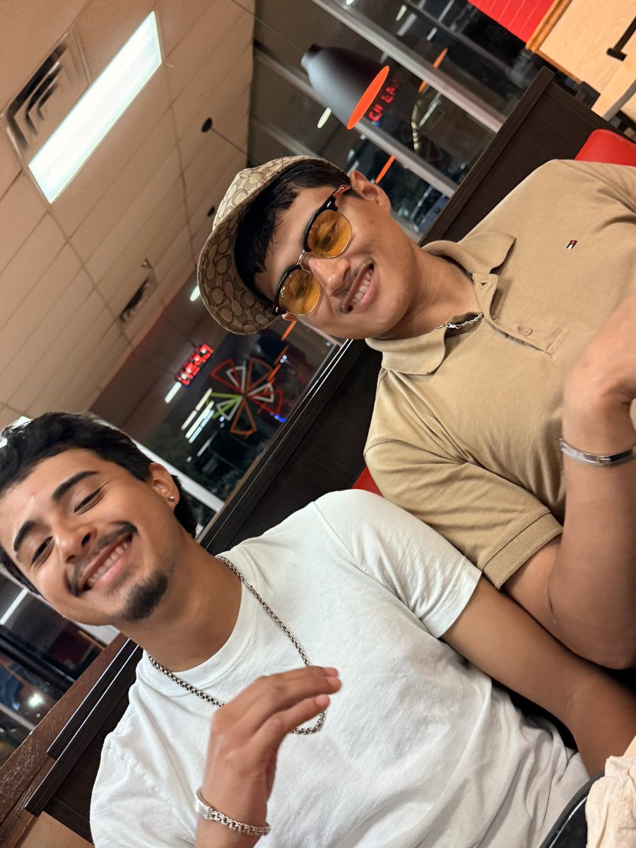 00sxooby's tweet photo. I MISS YOU! fly high twin! 
i promise to life for both of us! 
i can't believe i have to help you get dressed for the last time 💔 
this puzzle's not complete anymore 😖 
i just wanna dap u up one more time and hug you! my adventurous little brother!  
I LOVE YOU TWIN!! 🤍 https://t.co/1sCNJbpBhO