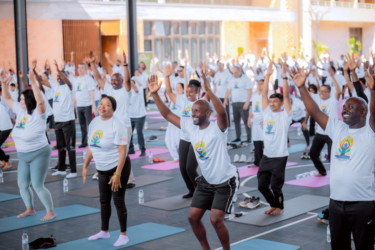IndiaKigali's tweet photo. The High Commission of India in Rwanda @IndiaKigali organized the 12th International Day of Yoga (IDY 2026) at the Zaria Court in Kigali today. Mr. Gilbert Muvunyi, DG for Sports Development @Rwanda_Sports ,  represented the Hon. Minister of Sports of Rwanda as the Guest of Honour, while Mr. Virgile Rwanyagatare, DG Asia-Pacific & Middle East @RwandaMFA , represented the Hon. Minister of Foreign Affairs and International Cooperation. Special guests included Mr. Maurice Mugabowagahunde @gahundemaurice ,  Hon. Governor of Rwanda’s Northern Province, Mr. Francis Gatare, President of the African School of Governance @ASG_Africa , and Prof. Charity Manyeruke, Ambassador of Zimbabwe to Rwanda and Dean of the Diplomatic Corps.
The event brought together more than 500 Yoga enthusiasts, including members of the Indian diaspora, diplomats and members of international organisations, government officials, Rwandan nationals and Friends of India. Following  brief welcome remarks by High Commissioner @IFS_Mridu and the  Guest of Honour, a video on global IDY celebrations over the years was screened. Thereafter, Yoga Instructor, Mr. Nikhil Nuwal led a rejuvenating Yoga session based on the Common Yoga Protocol. 
#IDY2026 #YogaForHealthyAgeing #स्वस्थ_आयु_के_लिए_योग #InternationalDayOfYoga2026 #Yoga365 #VandeYoga #Hargharyoga @MEAIndia @IndianDiplomacy @iccr_hq @moayush