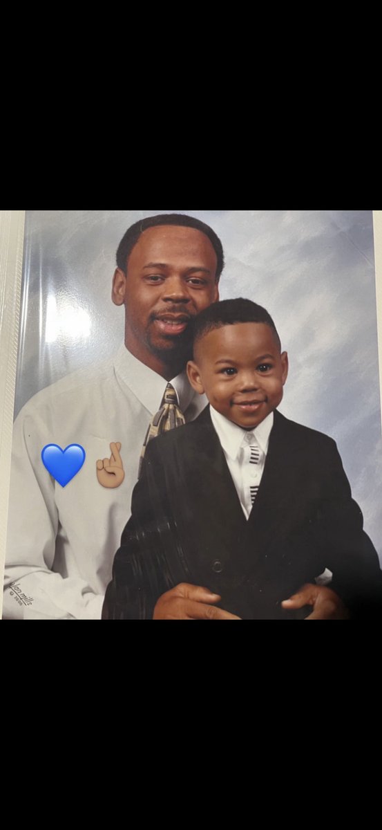 TAE_TNO's tweet photo. HAPPY FATHERS DAY TO THE MAN I TRY TO BE LIKE EVERYDAY 💙🌍 https://t.co/yRuDRDi9W9