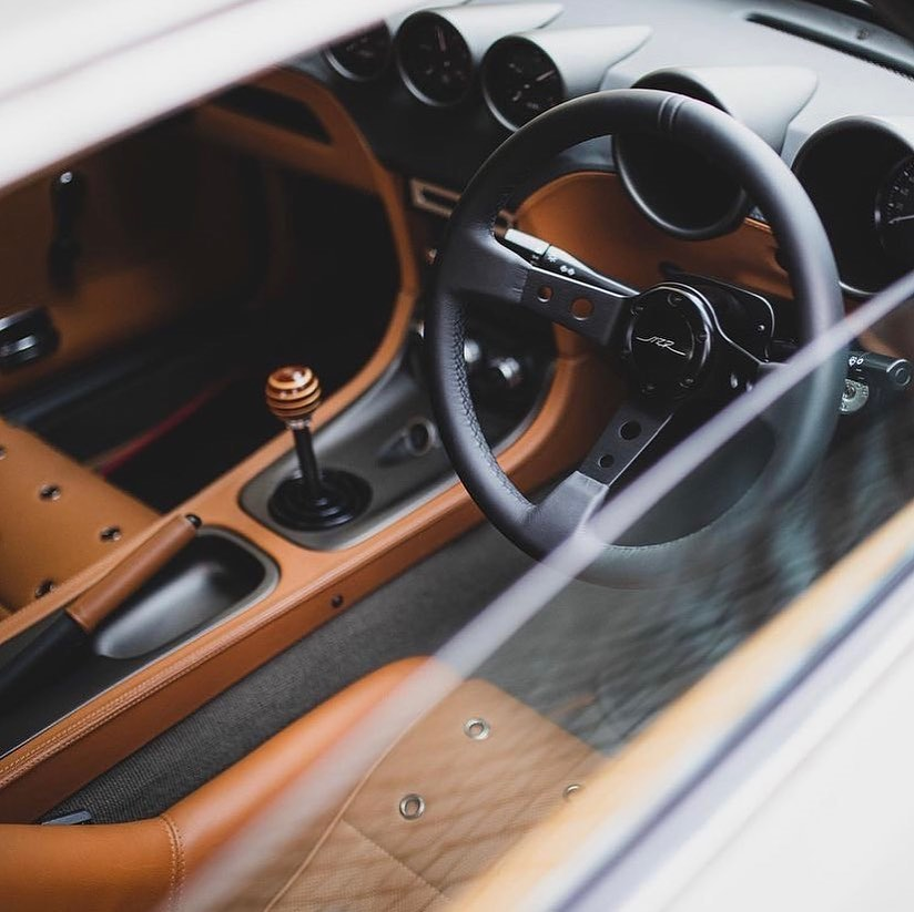 kotecinho's tweet photo. Datsun 240z https://t.co/dOsGq2vKYC