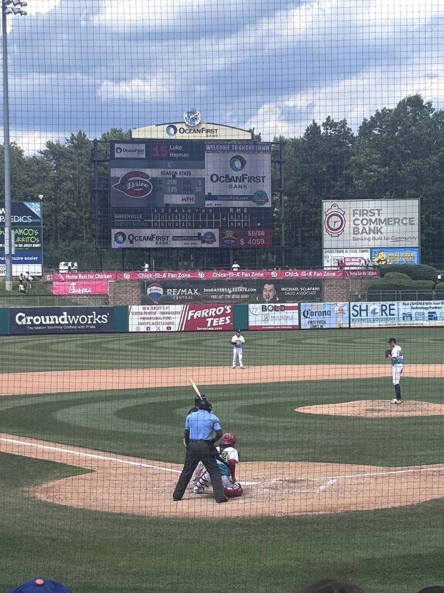 CharJonesMedia's tweet photo. Nothing better than spending a Father’s Day at the ballpark and seeing a familiar face in High-A, just a bit closer to home in NJ than Gainesville this time! 🐊 @lukehey28 https://t.co/RSTo9xKL1V
