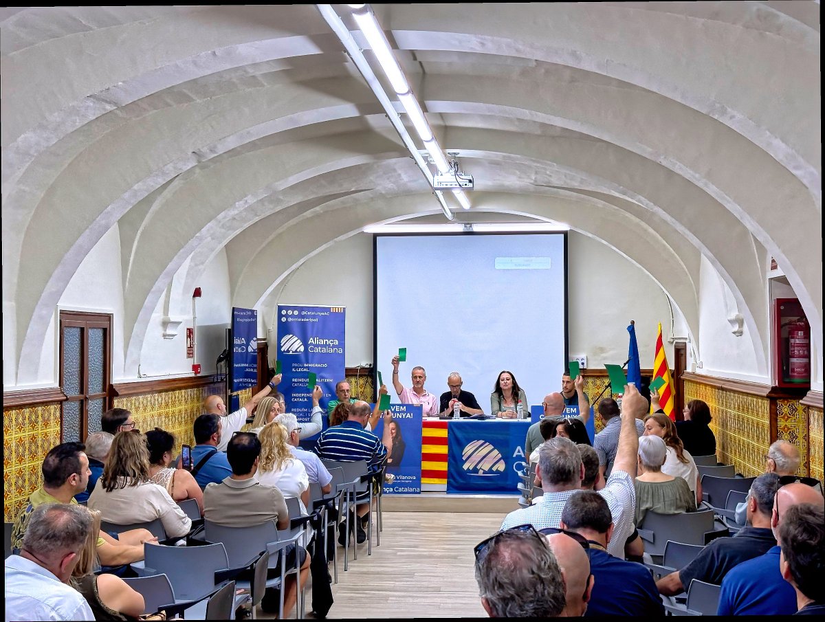 AltCampAC's tweet photo. Avui a Valls s’ha celebrat el primer Congrés Local d’Aliança Catalana.

El congrés ha servit per escollir els membres de la junta que encapçalarà el partit a nivell local: https://t.co/MOeoWpwtBp