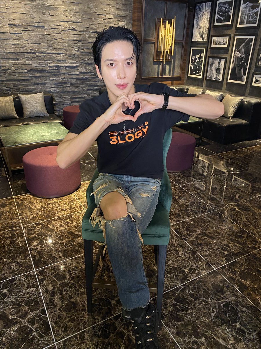 wowow_mj's tweet photo. 🎂#JUNGYONGHWA さん HAPPY BIRTHDAY🎉
貴公子🕺🏻とロックスター🎸なヨンファさんを #WOWOW で堪能💖

📌6/27(土)午前10:40～　2月のソロ東京公演をリピート放送
📌6/28(日)午後9:00～　#CNBLUE 5月の横浜公演を初放送＆配信

💘「オレのことスキでしょ。」配信中

@JYHeffect @cnblue_japan https://t.co/EaDIxXc91f