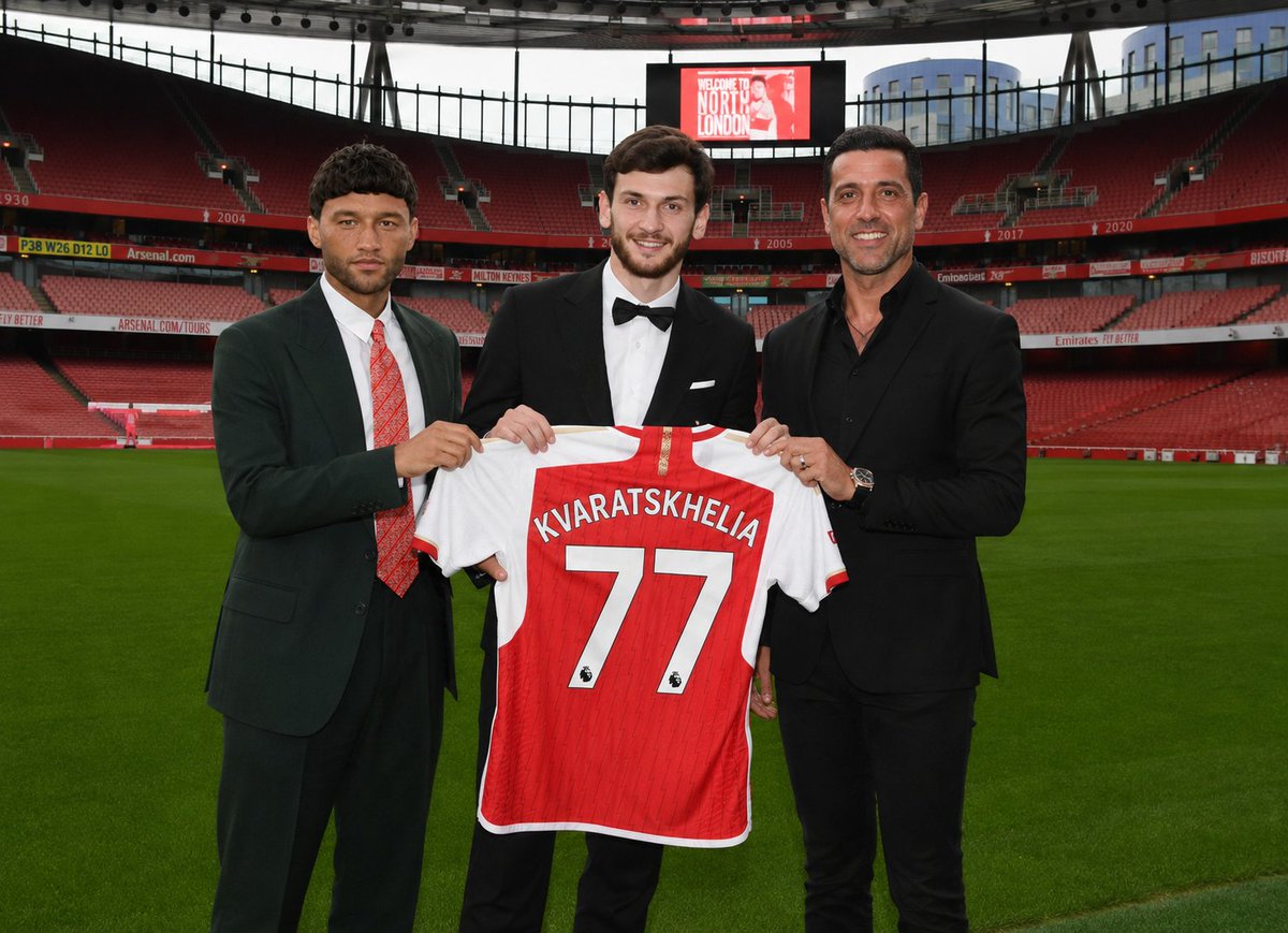 ArsenalFC_FM26's tweet photo. 𝙊𝙛𝙞𝙘𝙞𝙖𝙡|𝙆𝙝𝙫𝙞𝙘𝙝𝙖 𝙆𝙫𝙖𝙧𝙖𝙩𝙨𝙠𝙝𝙚𝙡𝙞𝙖 https://t.co/Cxg258Jelu
